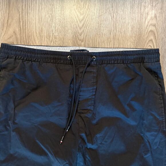 Tommy Hilfiger Men’s Pull-On Drawstring Chino Pants Navy Blue XL Preppy Casual - Picture 3 of 9